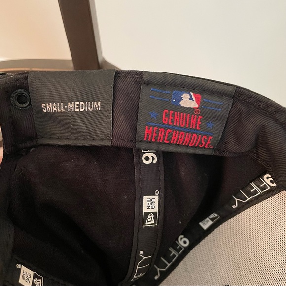 COPY - Men’s Miami Marlins New Era Fitted Strapback Cap - Picture 6 of 7